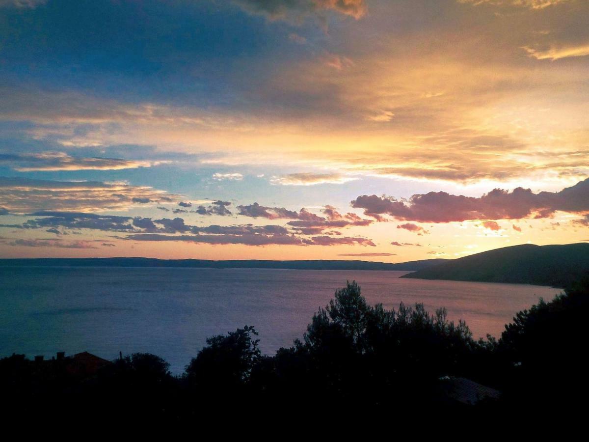 Quercus Apartment Stara Baška Exteriér fotografie