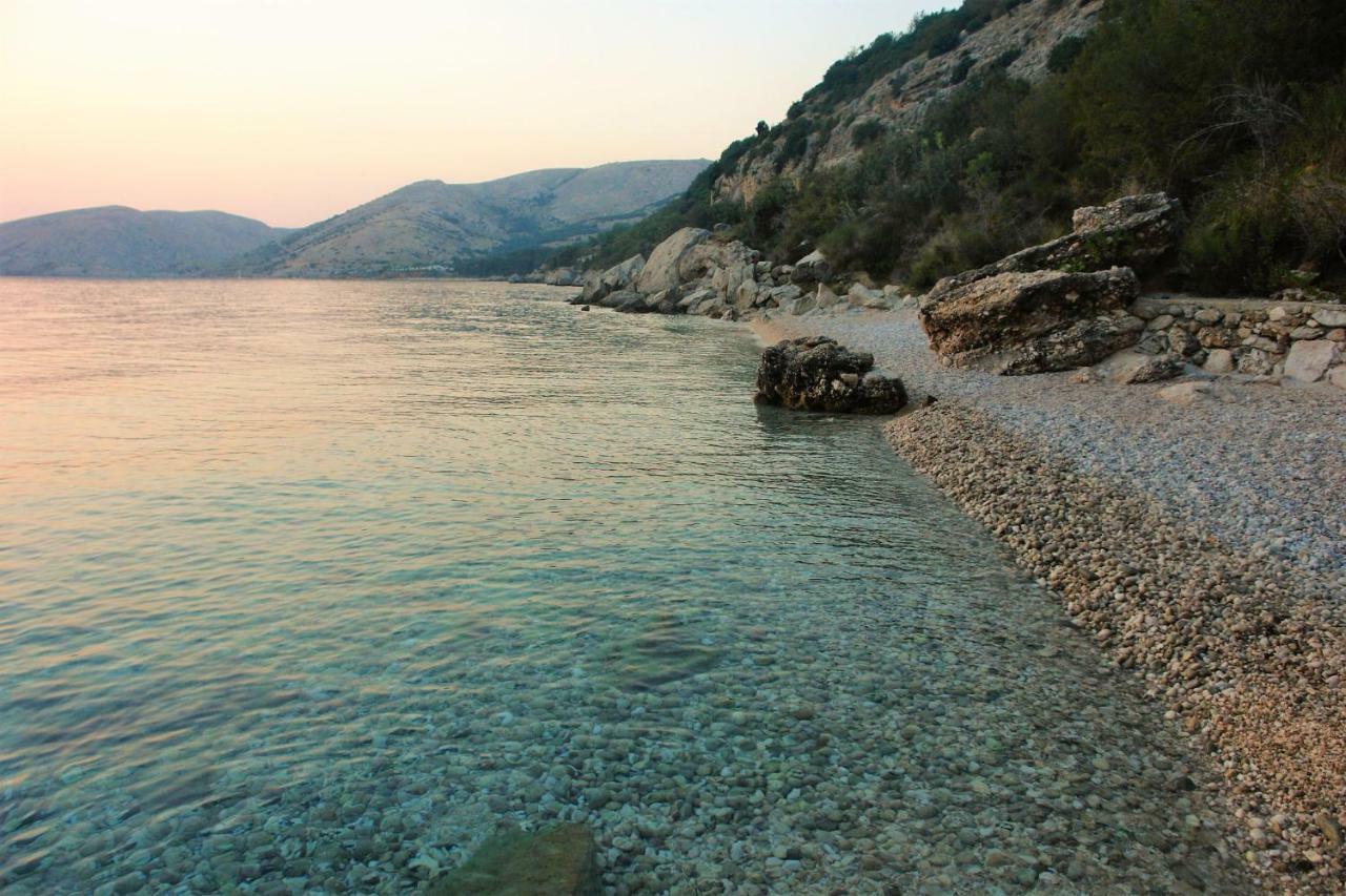 Quercus Apartment Stara Baška Exteriér fotografie