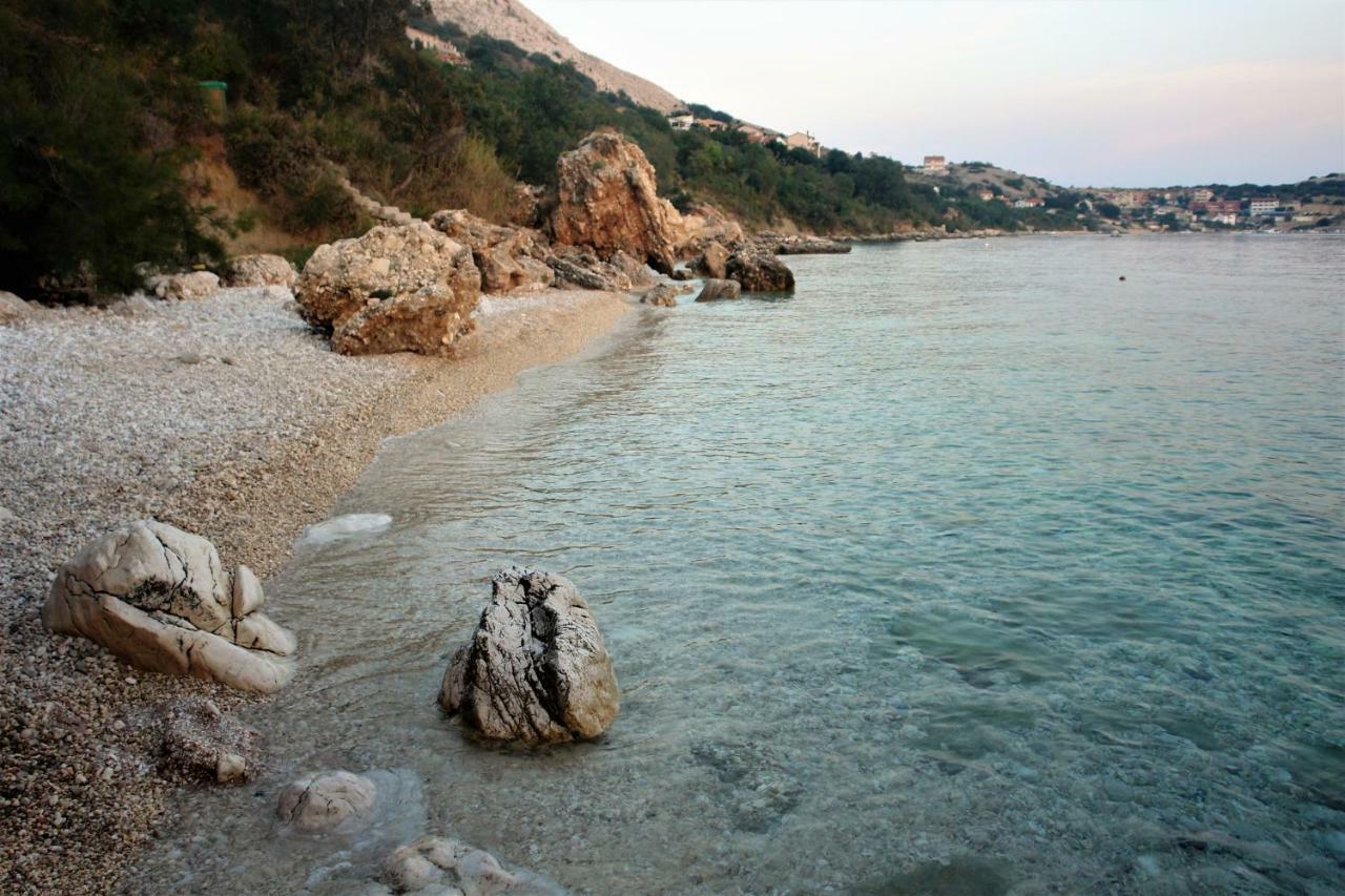 Quercus Apartment Stara Baška Exteriér fotografie